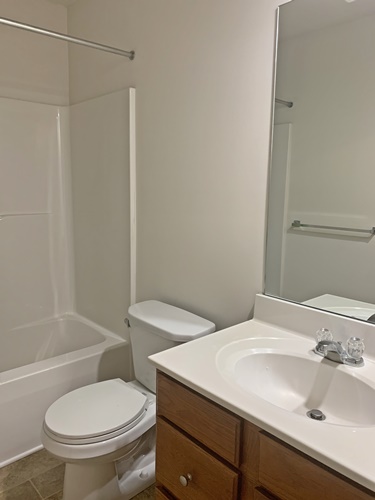 1901-35 Locust Run Dr m