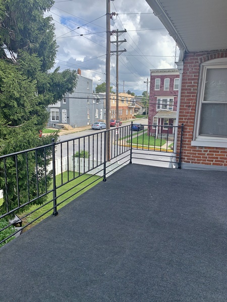 1710-1159 E. King j