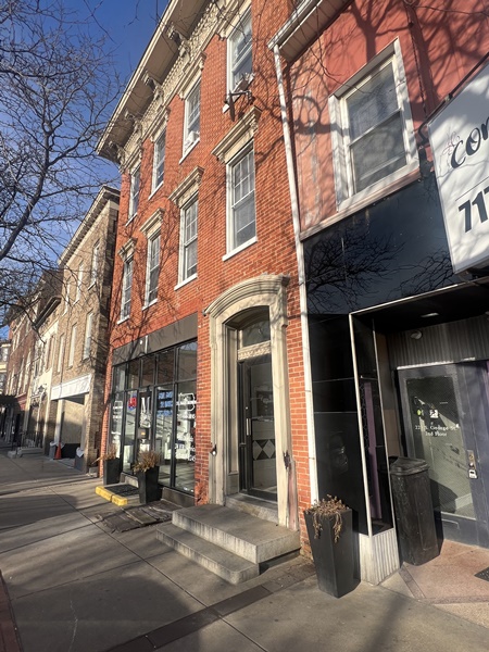 2060-223 S. George St. A a
