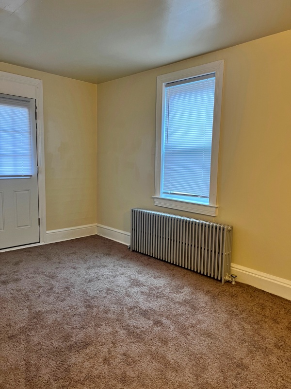 1185-825 N. George St. f