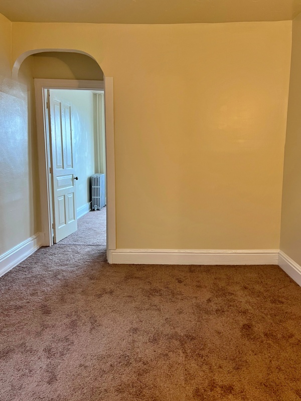 1185-825 N. George St. h