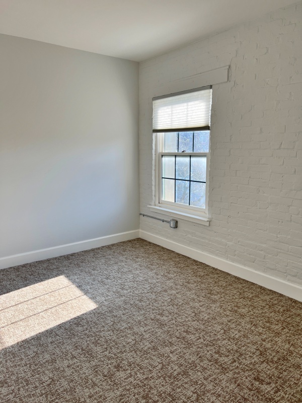 2132-50 N. Duke St. 402 f