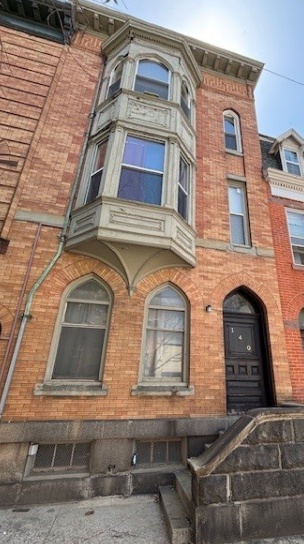 140 E. Philadelphia St. #5