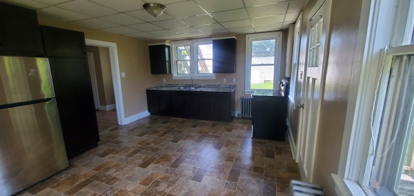 2231-21 E 9th Ave. #1 b