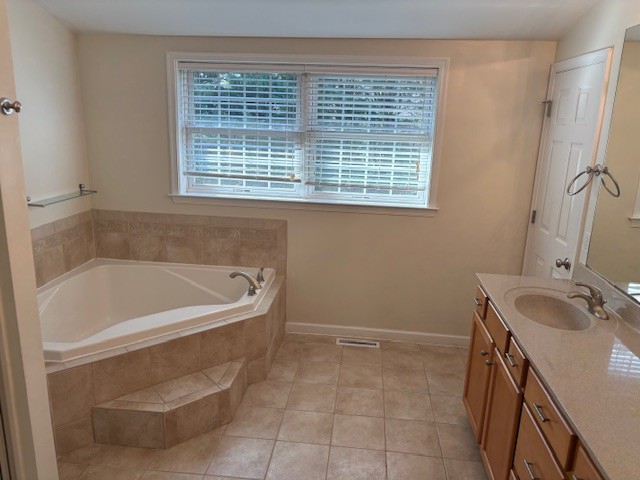 2235-2615 Farmstead way m