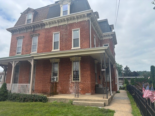 303 Chestnut St. Unit #3