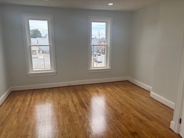 2242-303 Chestnut St. #3 d
