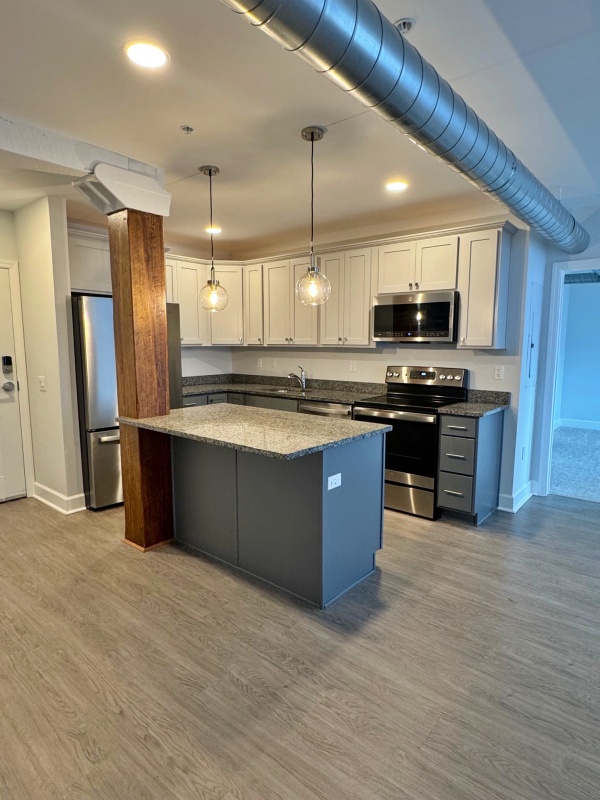 2169-50 N. Duke St. #306 b